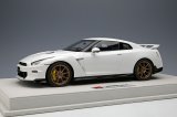 Photo: **Preorder** EIDOLON EML082B 1/18 NISSAN GT-R Premium Edition T-spec 2024 Brilliant White Pearl