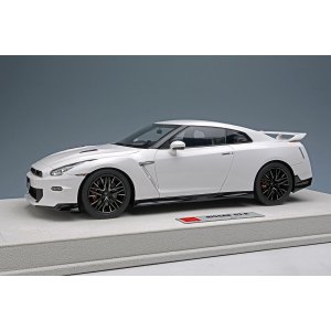 Photo: **Preorder** EIDOLON EML083B 1/18 Nissan GT-R Premium edition 2024 Brilliant White Pearl